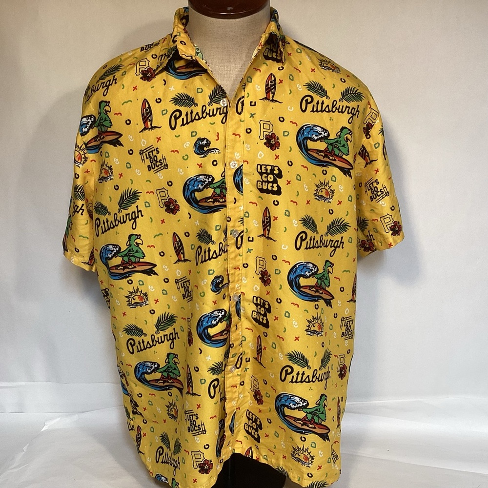 MLB Pittsburgh Pirates Hawaiian Aloha Shirt Mens Size XL Pirate Parrot Surfing